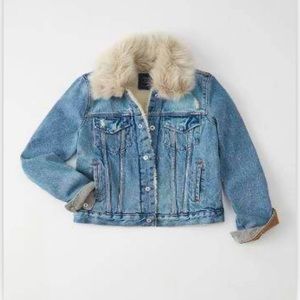 Abercrombie & Fitch Sherpa-Lined Denim Jacket
